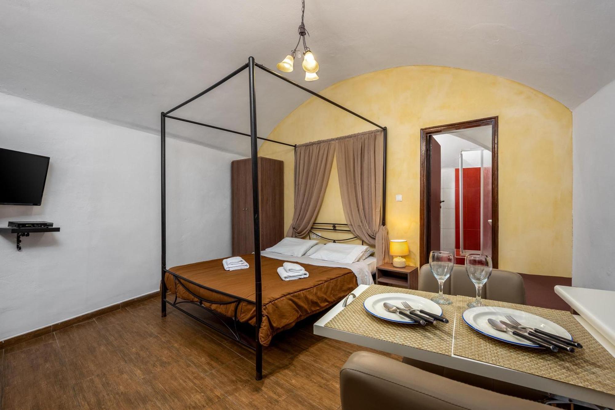 Apartamento Muses-Old Town Rhodes City Exterior foto