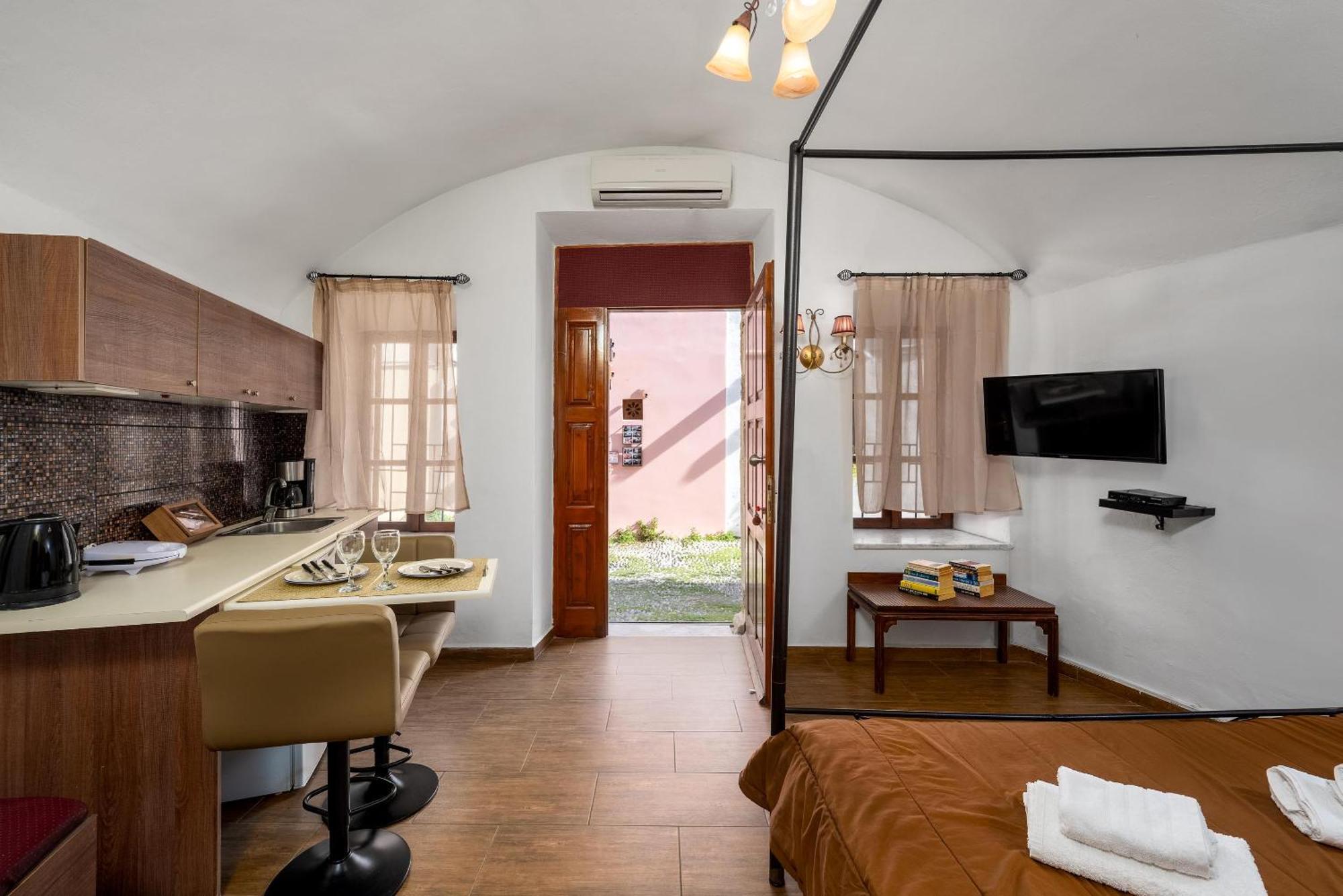 Apartamento Muses-Old Town Rhodes City Exterior foto